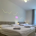 100m2 Wenceslas Comfort, 3bdr With Netflix Prague