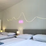 100m2 Wenceslas Comfort, 3bdr With Netflix Apartment