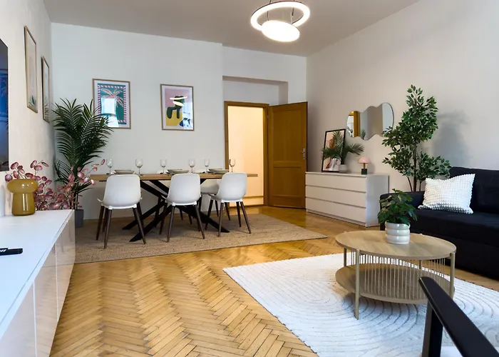 Lägenhet 100m2 Wenceslas Comfort, 3bdr With Netflix