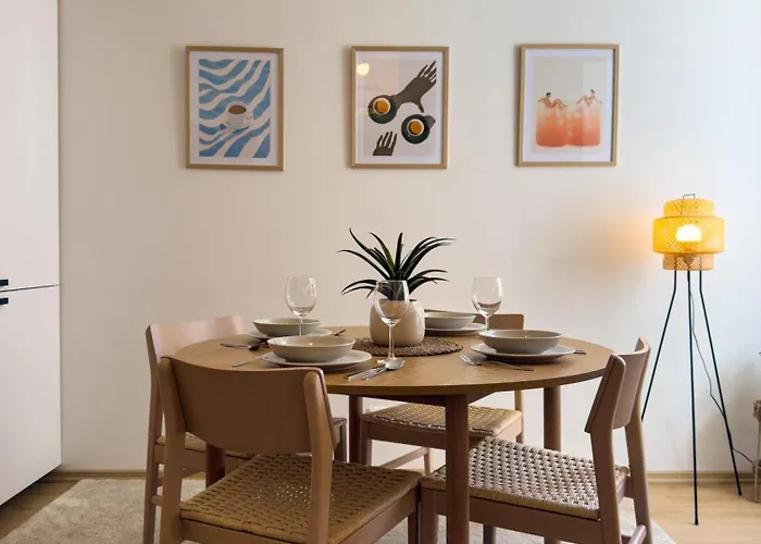 100m2 Wenceslas Comfort, 3bdr With Netflix Lägenhet *