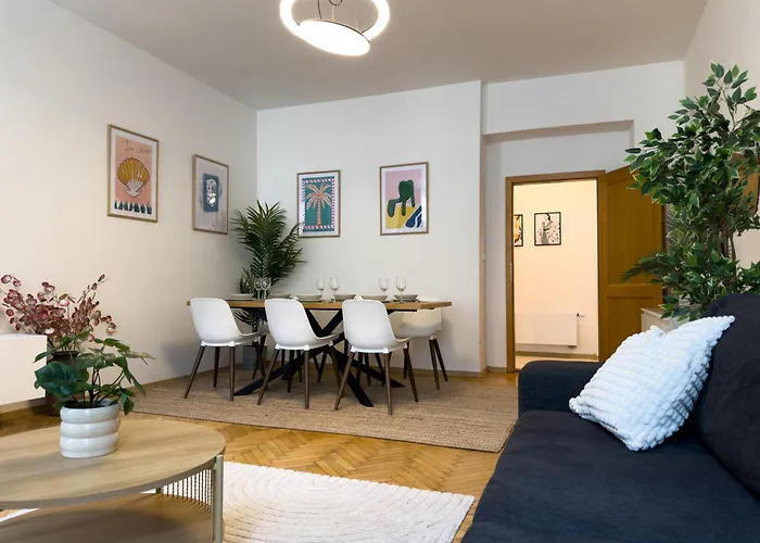 100m2 Wenceslas Comfort, 3bdr With Netflix Prag