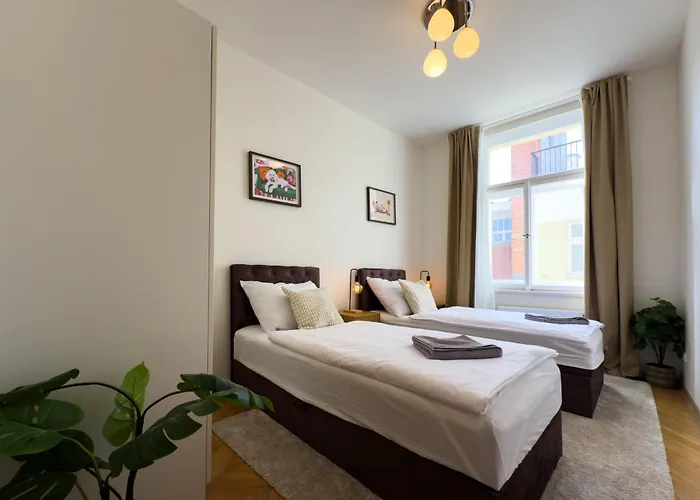 100m2 Wenceslas Comfort, 3bdr With Netflix Апартаменты